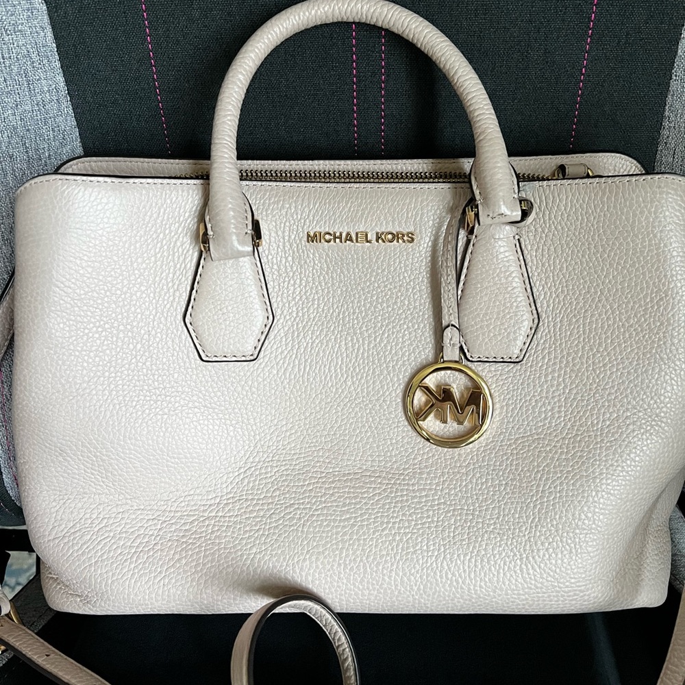 Michael Kors Camille soft pink bag